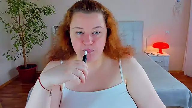 Snapshot of PolinaSalvatore chatting on May 2026 11:40:01 AM PolinaSalvatore online show from May 2026 11:40:01 AM