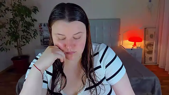 PolinaSalvatore online show from July 2026 04:58:01 PM