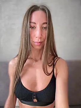 EvaCatt online show from April 2026 03:34:02 AM