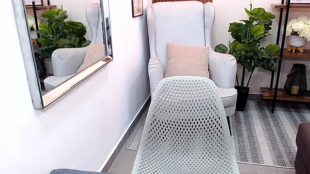 Snapshot of Kenya--Buhle chatting on February 2025 10:59:02 AM Kenya--Buhle online show from February 2025 10:59:02 AM