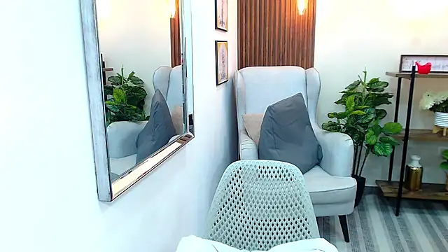 Snapshot of Kenya--Buhle chatting on March 2025 11:08:02 AM Kenya--Buhle online show from March 2025 11:08:02 AM