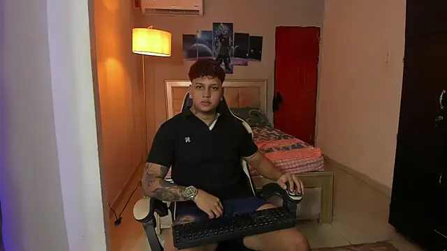 Jake simons online show from December 2024 11:33:02 PM