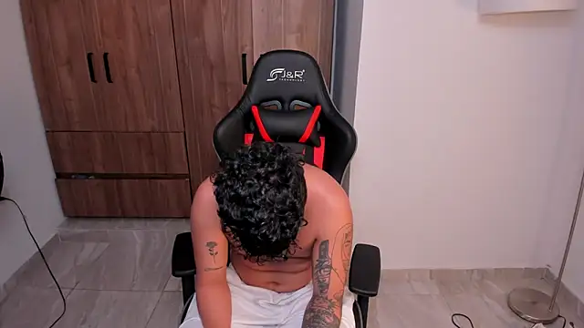 Snapshot of Jake_simons chatting on November 2025 11:18:02 AM Jake simons online show from November 2025 11:18:02 AM