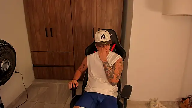 Snapshot of Jake_simons chatting on January 2026 11:12:02 AM Jake simons online show from January 2026 11:12:02 AM