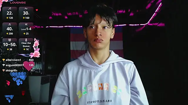 Summer XO online show from March 2025 09:33:02 AM