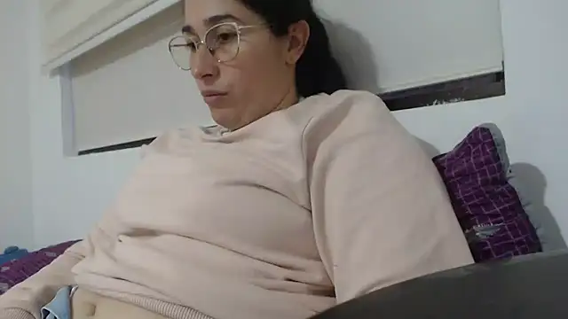 andreaisis2 online show from February 2025 11:04:02 PM