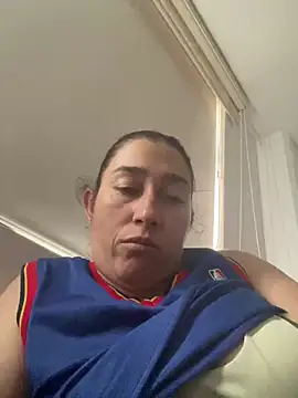 andreaisis2 online show from March 2025 09:34:01 PM