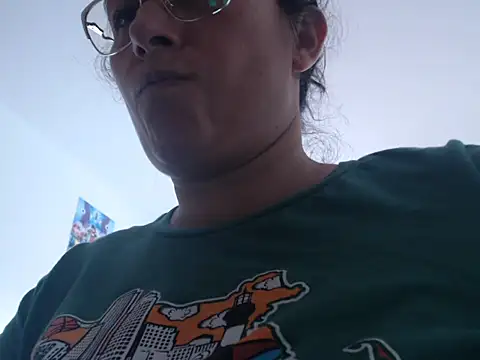 andreaisis2 online show from November 2025 06:51:01 PM