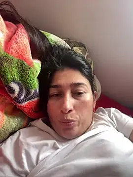andreaisis2 online show from May 2026 05:43:02 PM