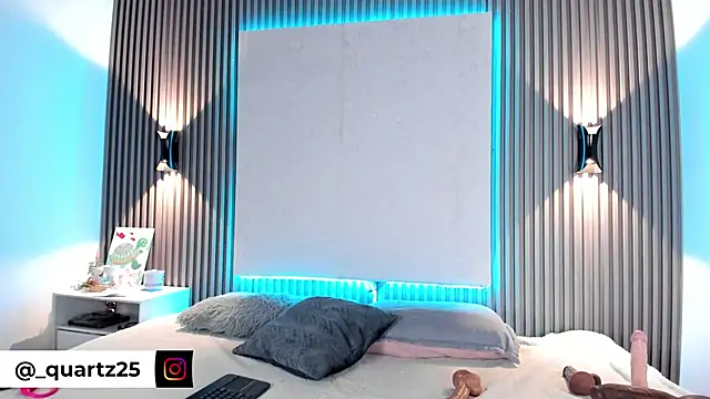 Snapshot of Zafiiraa chatting on April 2026 06:41:02 AM Zafiiraa online show from April 2026 06:41:02 AM