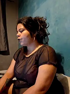 niCuNin online show from November 2025 02:10:02 AM