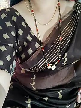 Snapshot of Indian_desi_wife chatting on December 2024 05:37:01 AM Indian desi wife online show from December 2024 05:37:01 AM