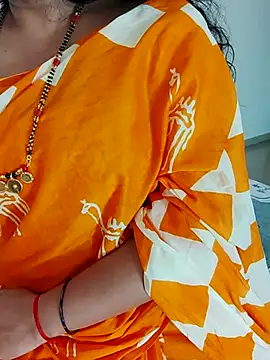 Snapshot of Indian_desi_wife chatting on February 2025 07:07:01 AM Indian desi wife online show from February 2025 07:07:01 AM