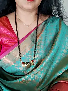 Snapshot of Indian_desi_wife chatting on February 2026 01:59:02 AM Indian desi wife online show from February 2026 01:59:02 AM