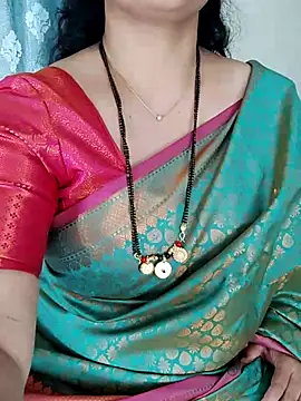Snapshot of Indian_desi_wife chatting on February 2026 06:22:01 AM Indian desi wife online show from February 2026 06:22:01 AM