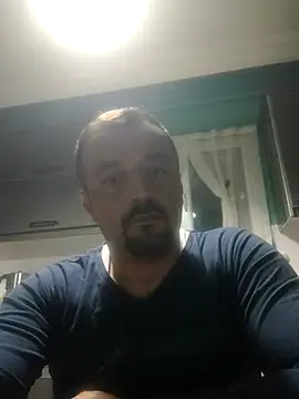 serkan201852 online show from December 2024 08:27:02 PM