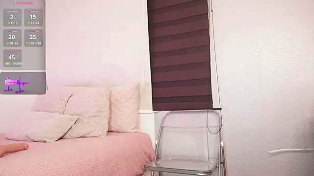 Snapshot of Alexxandra_12 chatting on November 2025 09:42:01 AM Alexxandra 12 online show from November 2025 09:42:01 AM