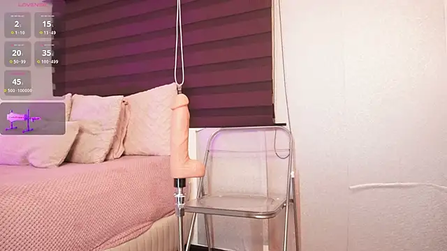 Snapshot of Alexxandra_12 chatting on December 2025 08:44:01 AM Alexxandra 12 online show from December 2025 08:44:01 AM