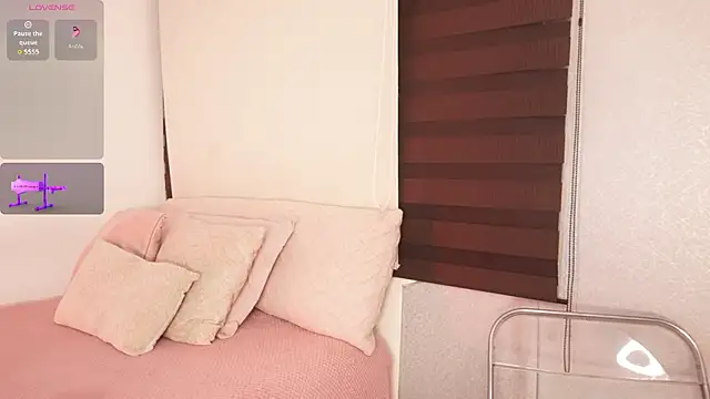 Snapshot of Alexxandra_12 chatting on February 2026 09:59:01 AM Alexxandra 12 online show from February 2026 09:59:01 AM