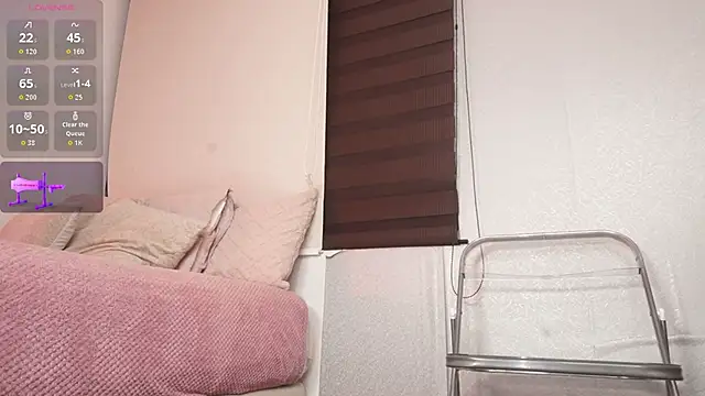 Snapshot of Alexxandra_12 chatting on February 2026 09:06:02 AM Alexxandra 12 online show from February 2026 09:06:02 AM