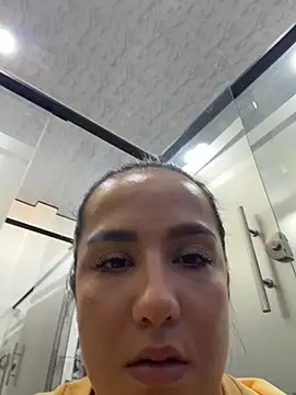 Alexxandra 12 online show from May 2026 05:09:01 PM