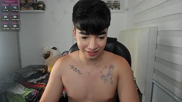 santy7v7 online show from February 2026 01:33:02 PM