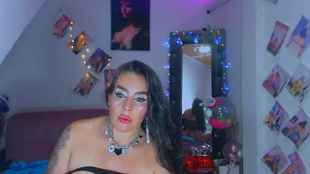 Snapshot of sweet_vanessa_22 chatting on February 2026 04:08:01 AM sweet vanessa 22 online show from February 2026 04:08:01 AM