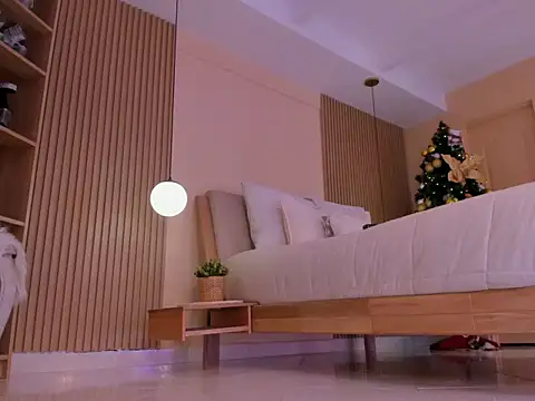 EricaCopola online show from November 2025 02:13:01 AM