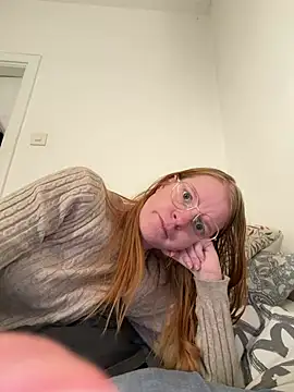 Snapshot of jannis1992 chatting on June 2026 03:49:01 AM jannis1992 online show from June 2026 03:49:01 AM