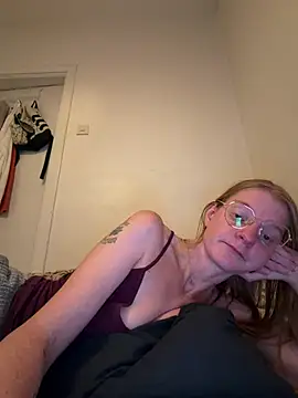 Snapshot of jannis1992 chatting on July 2026 08:00:01 PM jannis1992 online show from July 2026 08:00:01 PM