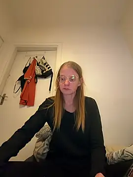 Snapshot of jannis1992 chatting on August 2026 01:31:02 AM jannis1992 online show from August 2026 01:31:02 AM