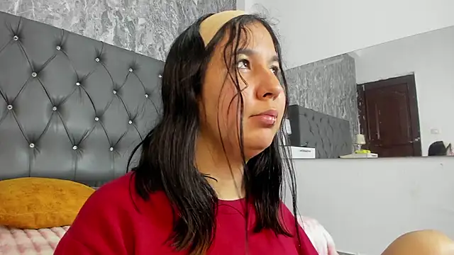 Lia sarahi online show from February 2026 02:46:01 PM