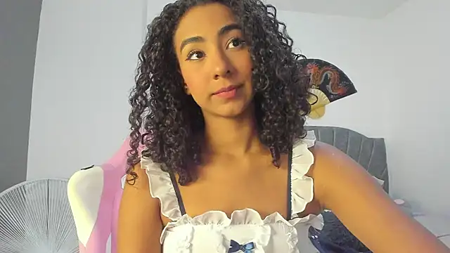 khaliope online show from November 2025 11:40:02 PM