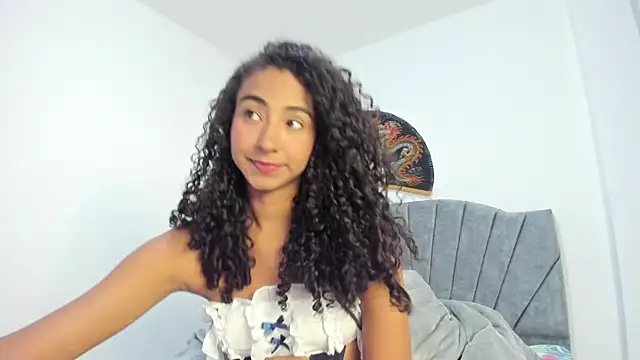 khaliope online show from May 2026 07:44:02 PM