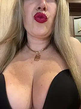 Kittenforyou online show from February 2026 01:29:02 PM