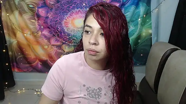 Snapshot of Alexxx_andr4 chatting on February 2025 02:08:01 AM Alexxx andr4 online show from February 2025 02:08:01 AM