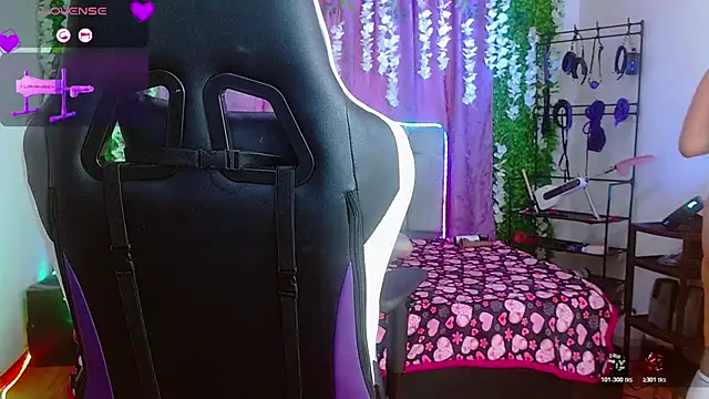 ariana-lopez online show from March 2026 04:29:02 PM