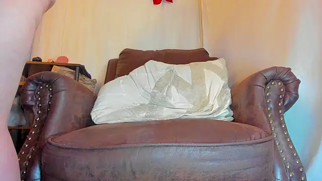 Snapshot of danidollxxx chatting on March 2026 03:44:02 AM danidollxxx online show from March 2026 03:44:02 AM