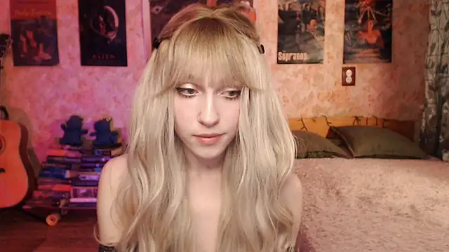 Friendly Ellie online show from March 2025 12:16:01 AM