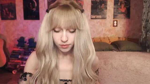 Friendly Ellie online show from March 2025 11:12:01 PM