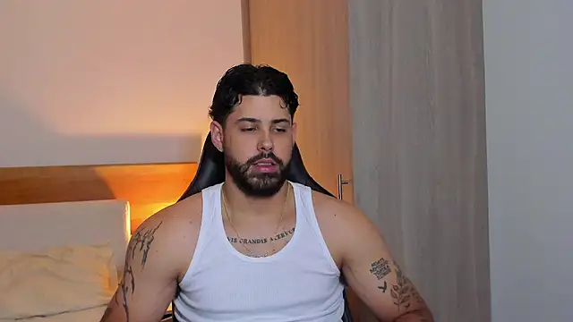 Justyn Torres online show from February 2025 07:26:01 PM