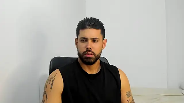 Justyn Torres online show from September 2025 02:44:01 AM