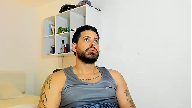 Snapshot of Justyn_Torres chatting on February 2026 02:56:02 PM Justyn Torres online show from February 2026 02:56:02 PM