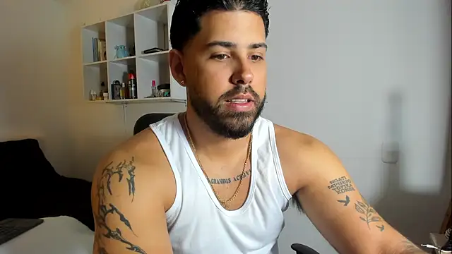 Snapshot of Justyn_Torres chatting on March 2026 12:01:02 PM Justyn Torres online show from March 2026 12:01:02 PM