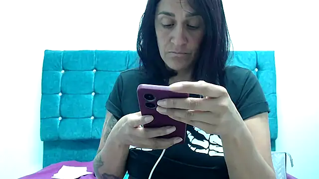 valentinaricothx online show from November 2025 02:18:01 PM