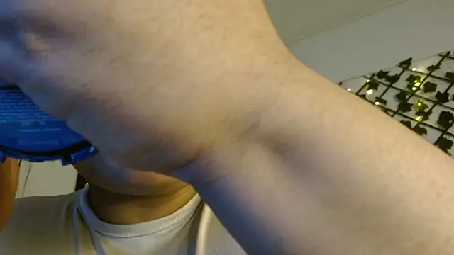 sexychubby    online show from March 2025 02:43:02 AM