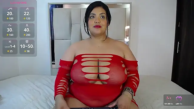 Snapshot of AmandaRousel chatting on March 2025 04:32:02 PM AmandaRousel online show from March 2025 04:32:02 PM