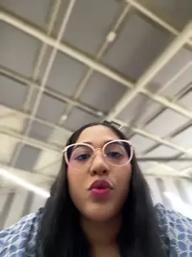 Amandanauty online show from January 2025 07:53:01 PM