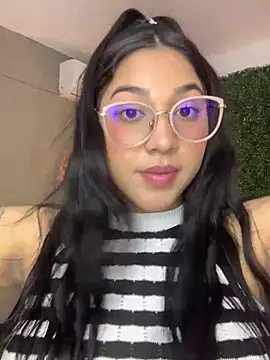 Amandanauty online show from February 2025 01:55:02 AM