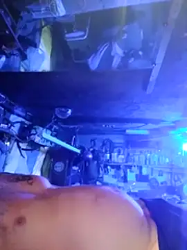 Kevinmc1d online show from November 2025 07:41:01 AM